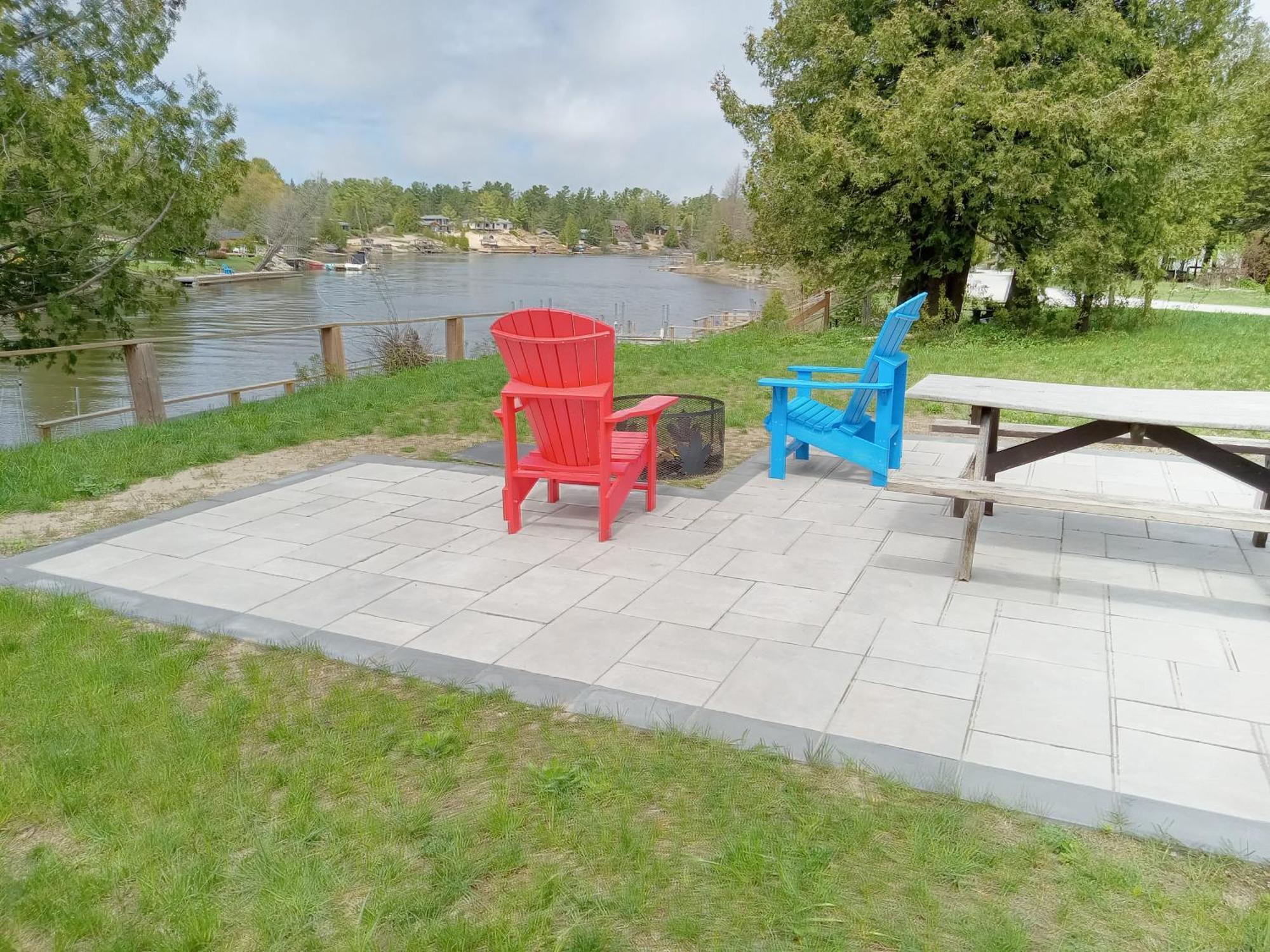 Sauble River Marina And Lodge Resort Сабъл Бийч Екстериор снимка