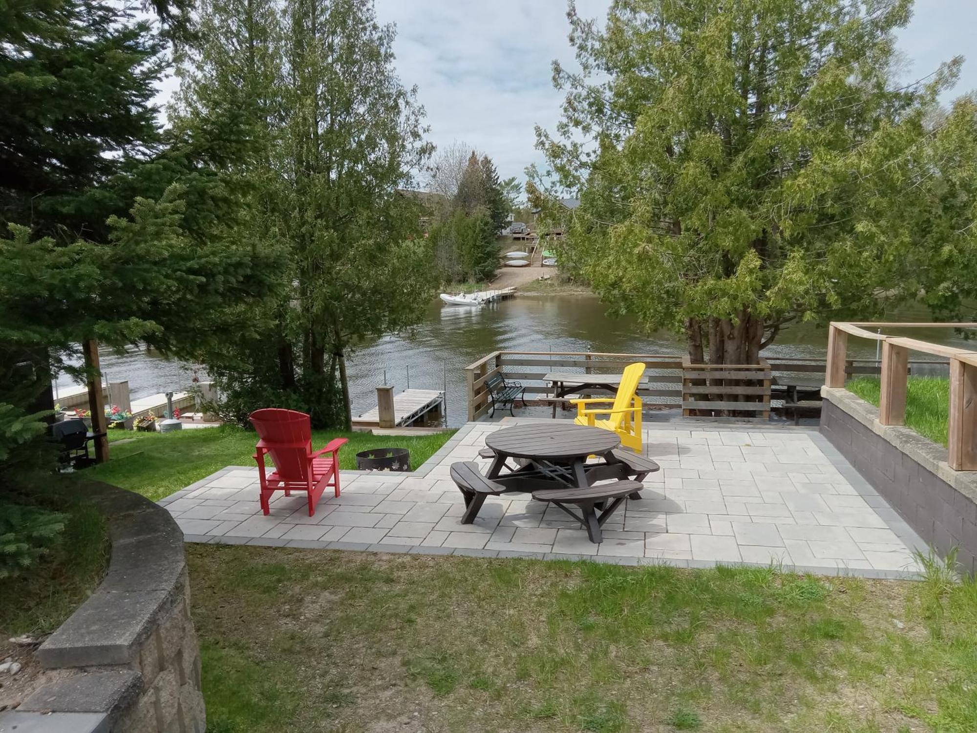 Sauble River Marina And Lodge Resort Сабъл Бийч Екстериор снимка
